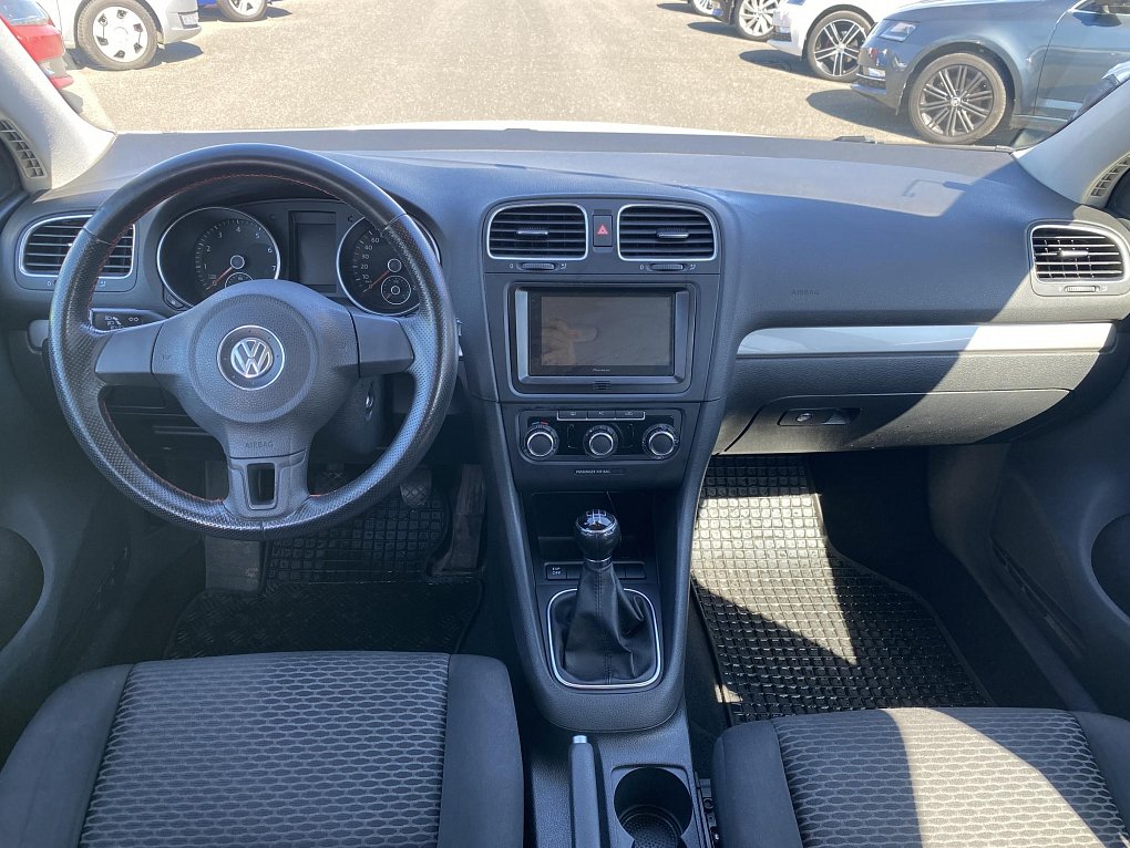 Volkswagen Golf 1.4TSI 