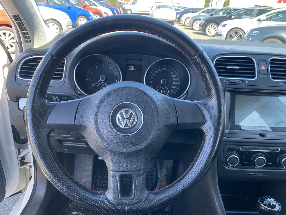 Volkswagen Golf 1.4TSI 