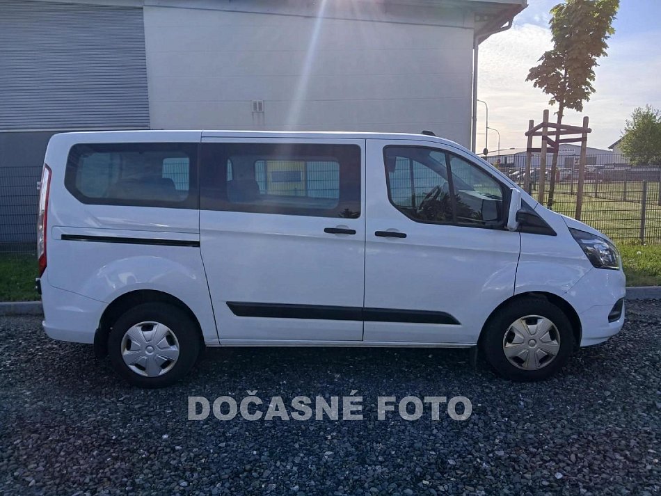 Ford Transit Custom 2.0TDCi Trend 9míst