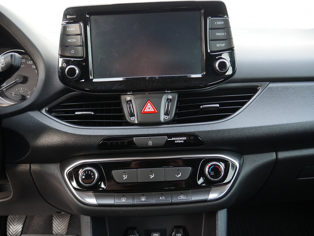 Hyundai I30 1.5 DPi 