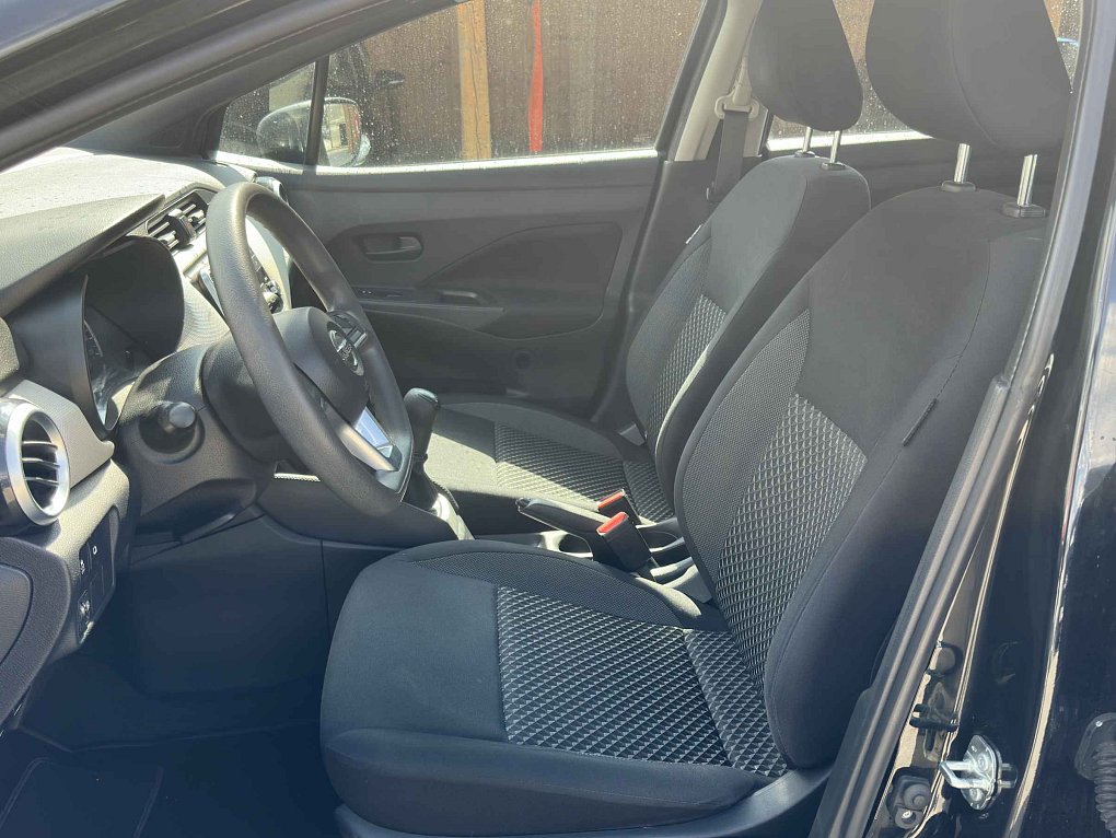 Nissan Micra 1.0 i 