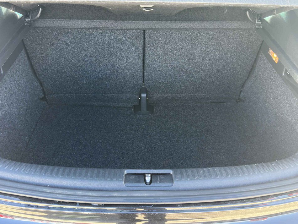 Volkswagen Scirocco 2.0TSi 