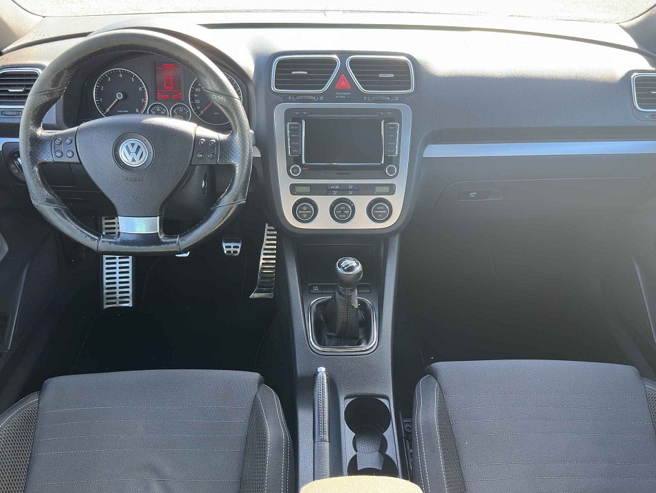 Volkswagen Scirocco 2.0TSi 