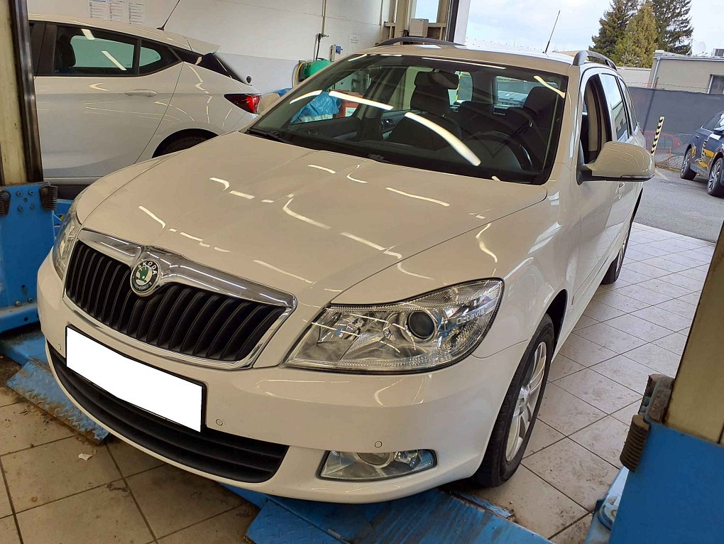 Škoda Octavia II 1.2 TSI Ambiente