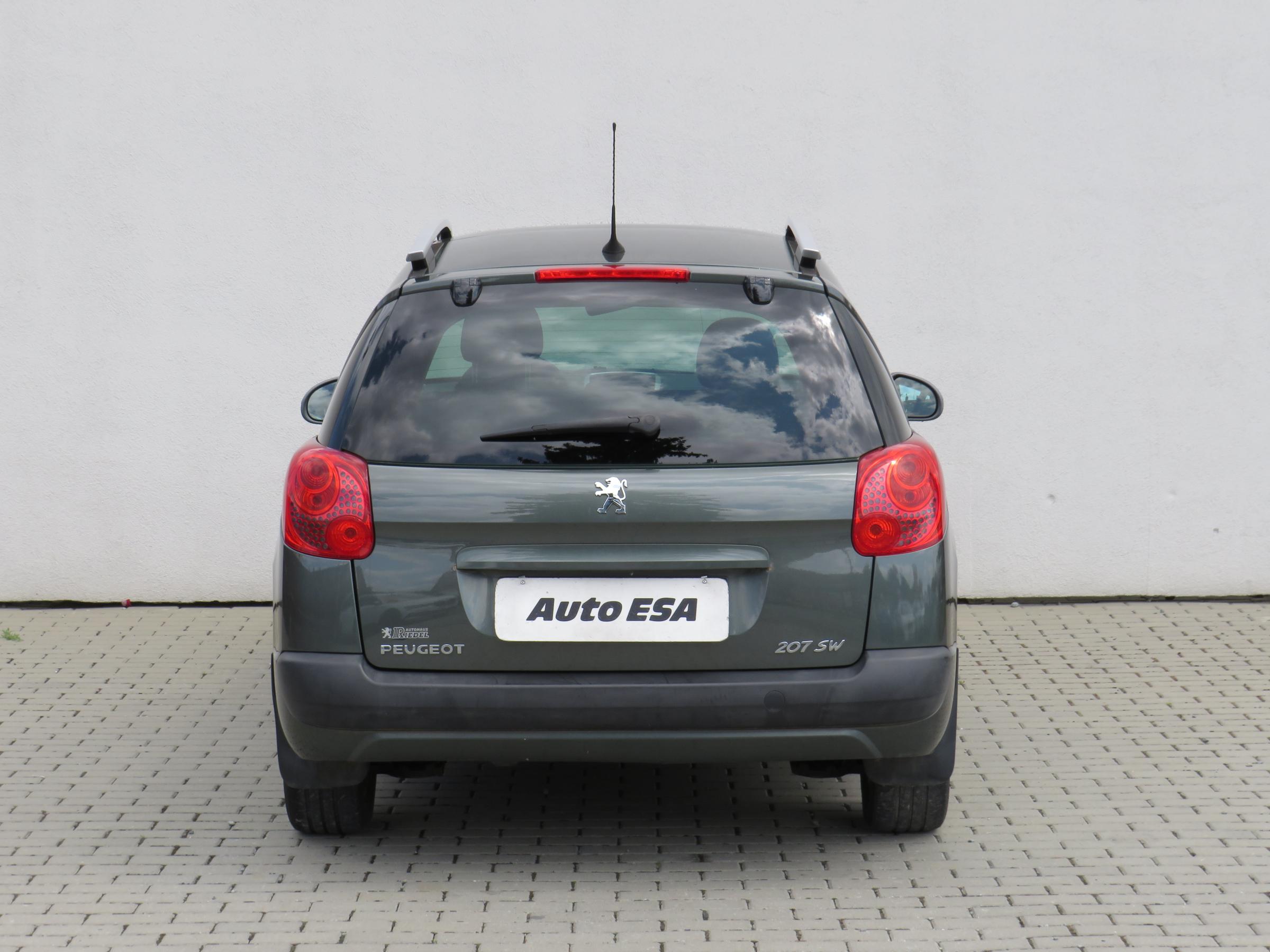 Peugeot 207, 2008 - pohled č. 5