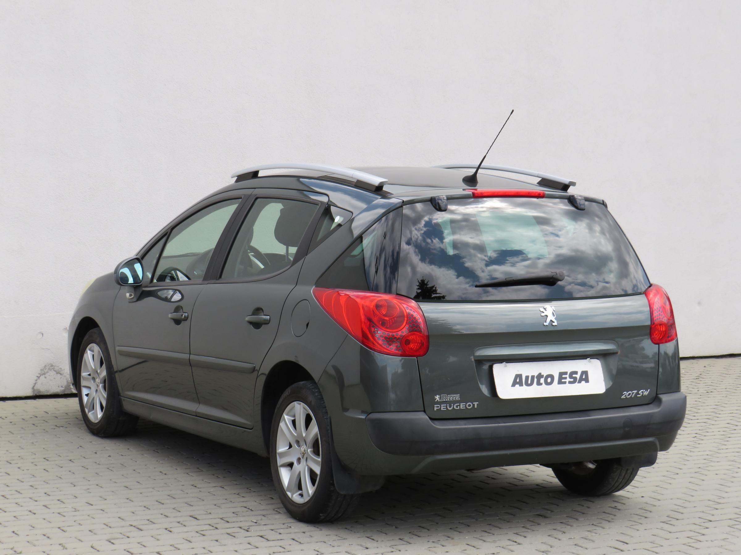 Peugeot 207, 2008 - pohled č. 6