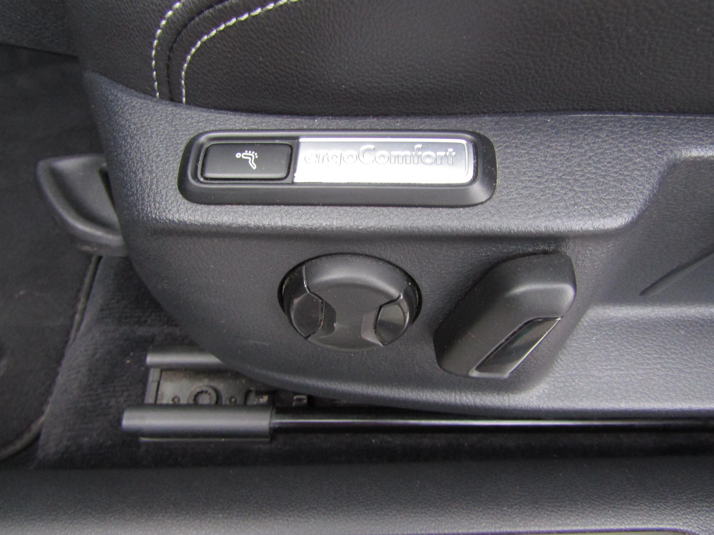 Volkswagen Passat, 2016 - pohled č. 13