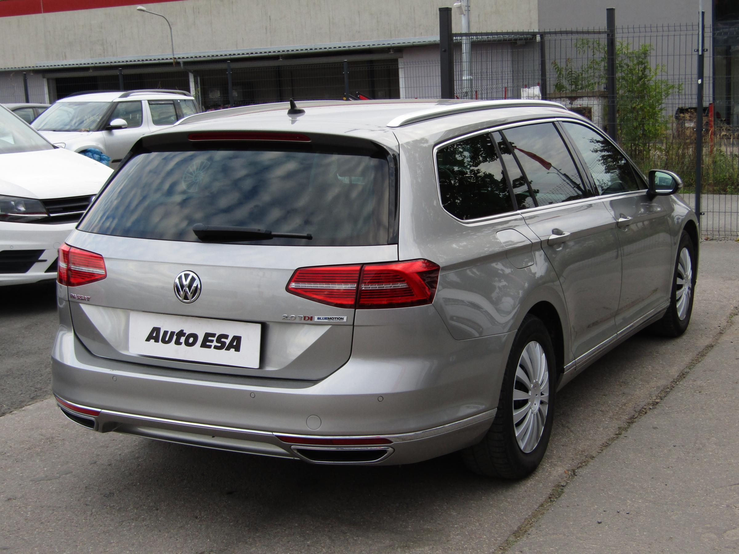 Volkswagen Passat, 2016 - pohled č. 4