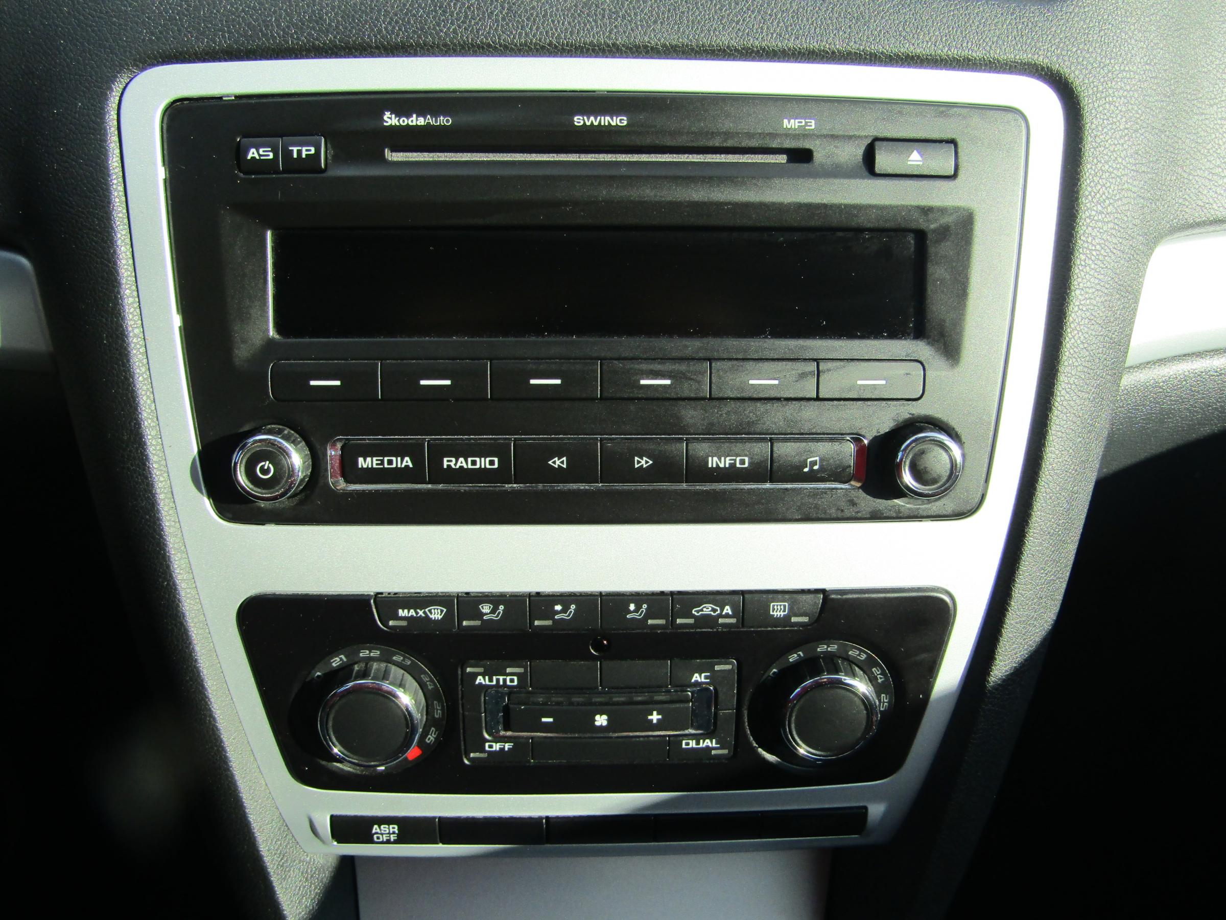 Škoda Octavia II, 2010 - pohled č. 14