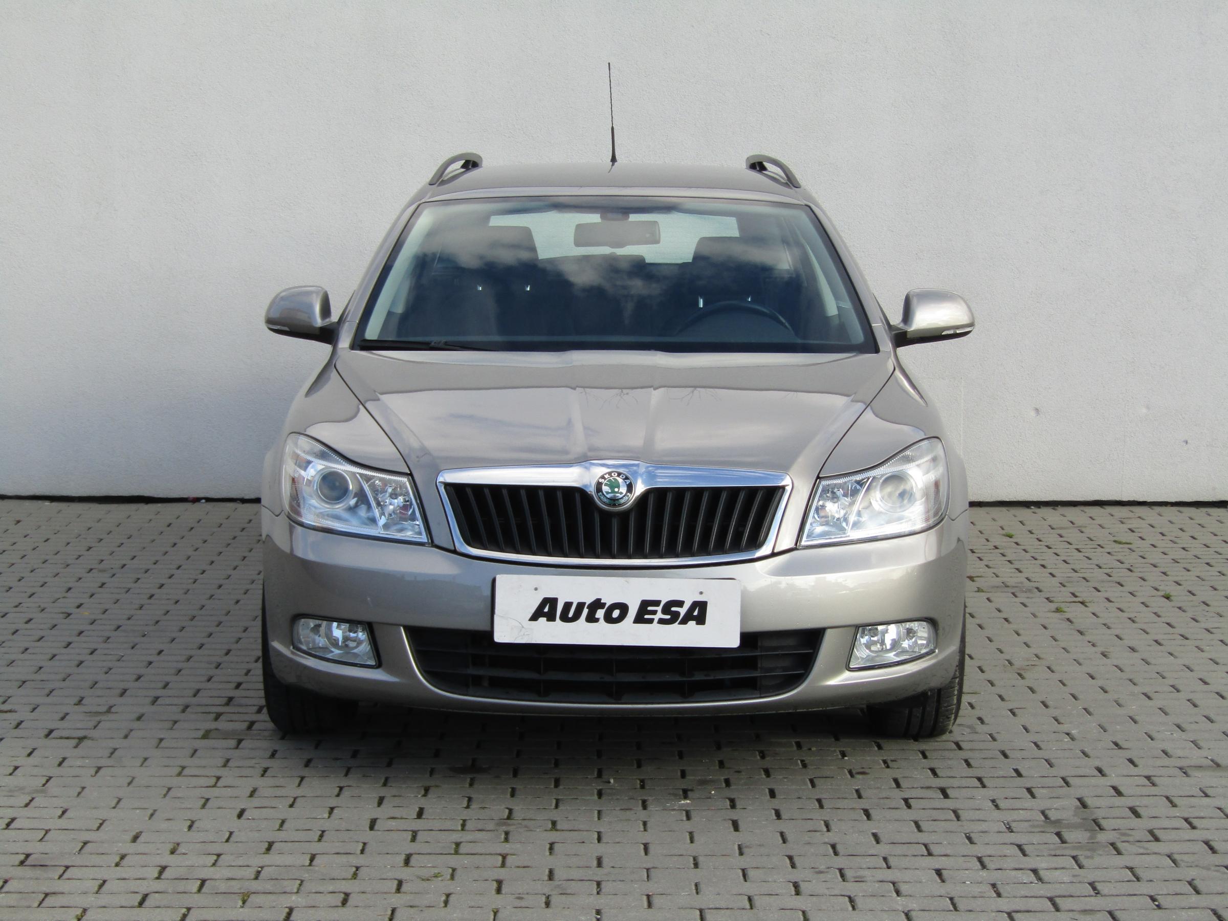 Škoda Octavia II, 2010 - pohled č. 2
