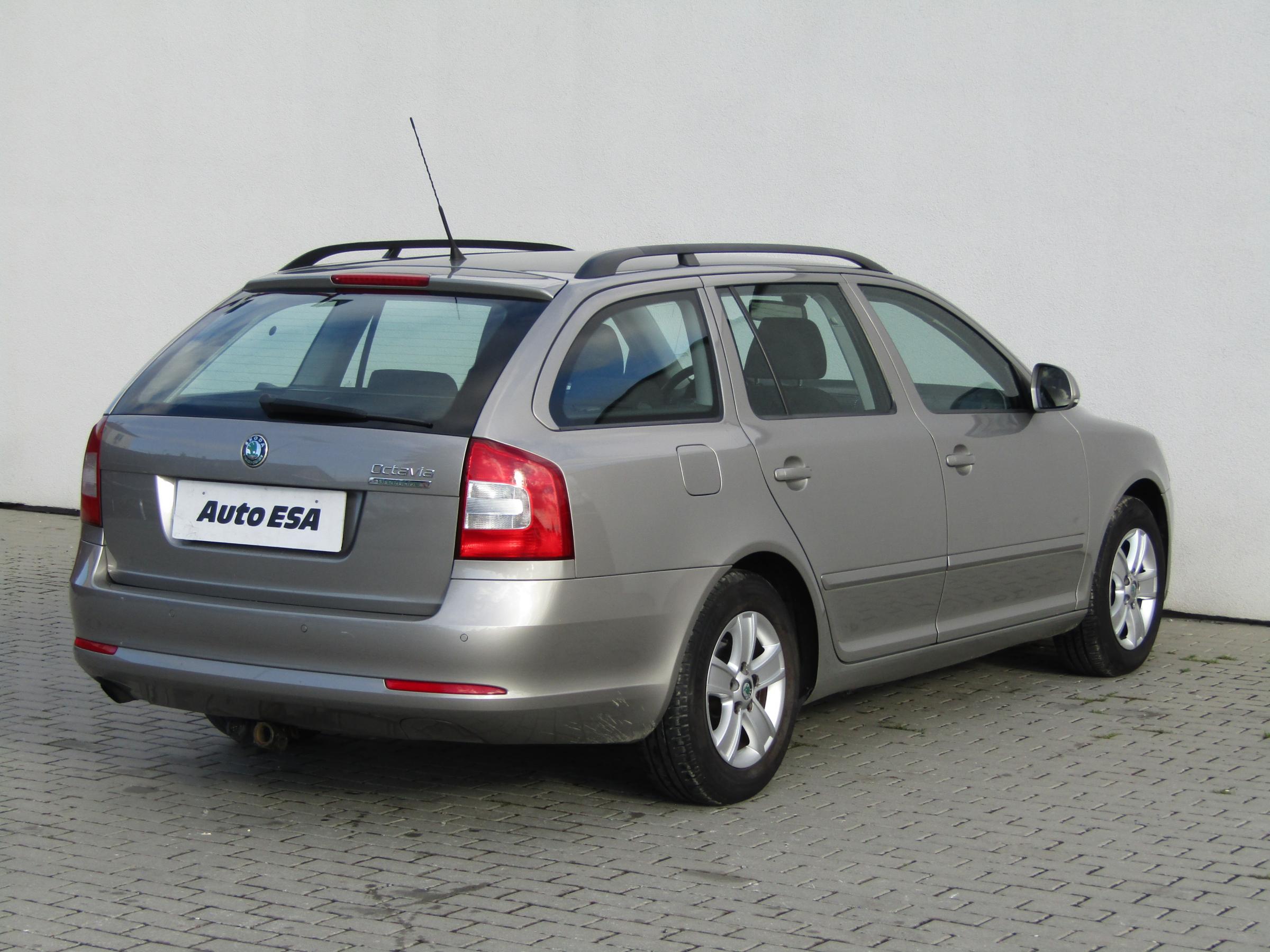 Škoda Octavia II, 2010 - pohled č. 4