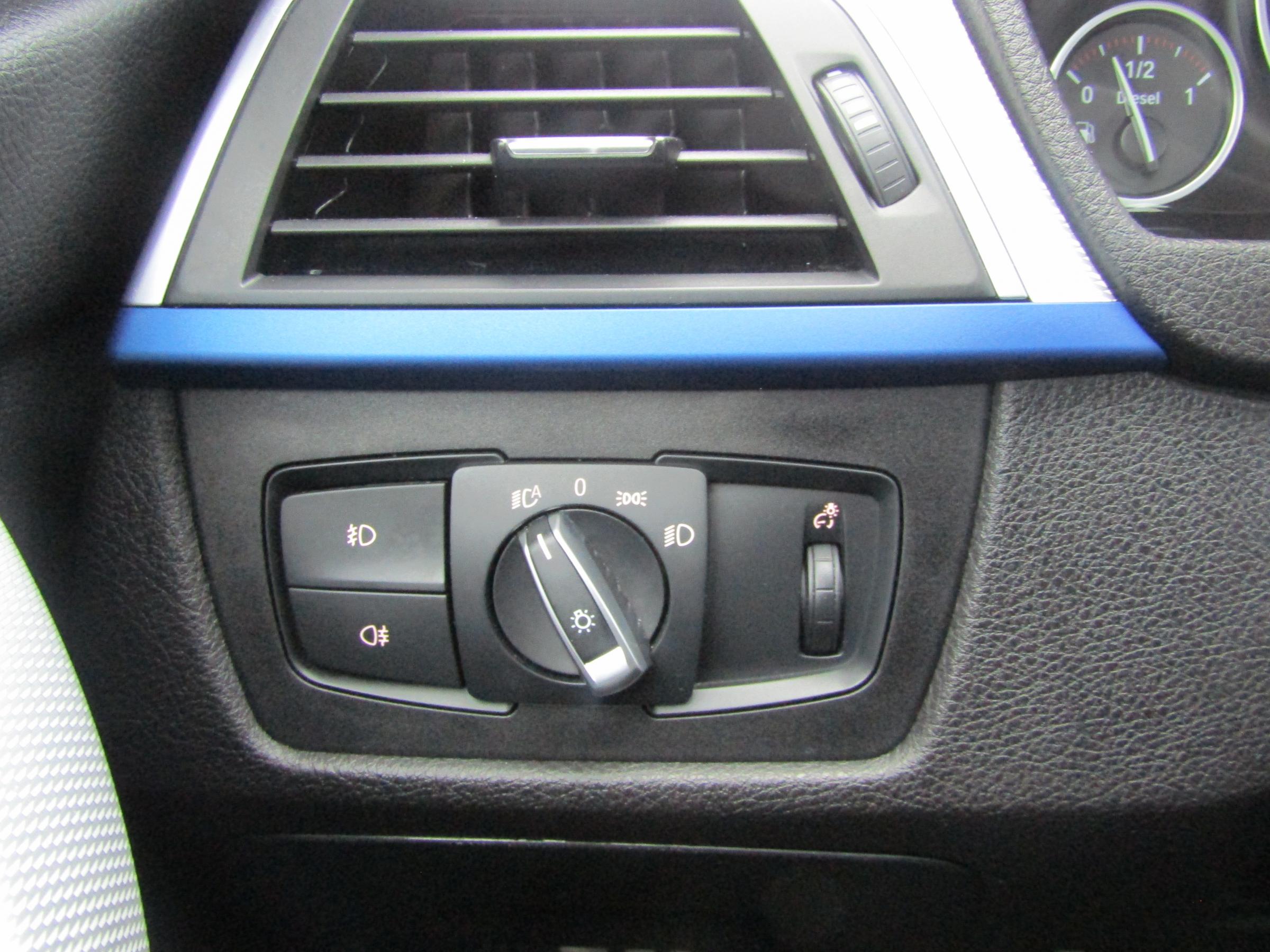 BMW Řada 3, 2017 - pohled č. 14