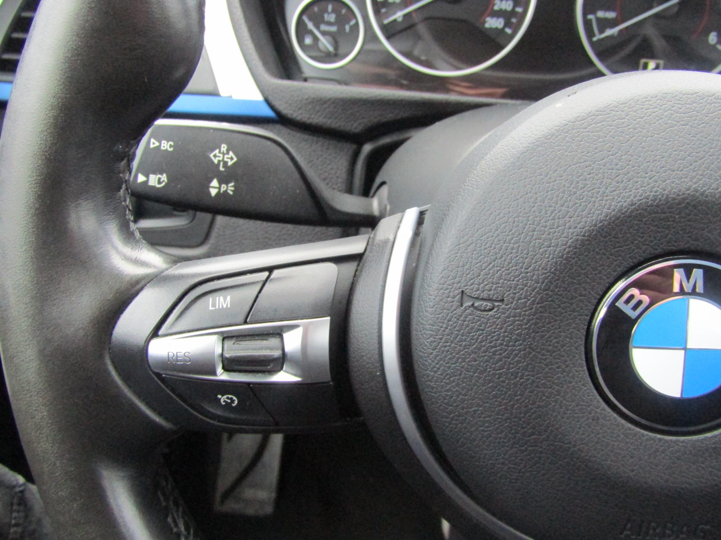 BMW Řada 3, 2017 - pohled č. 17