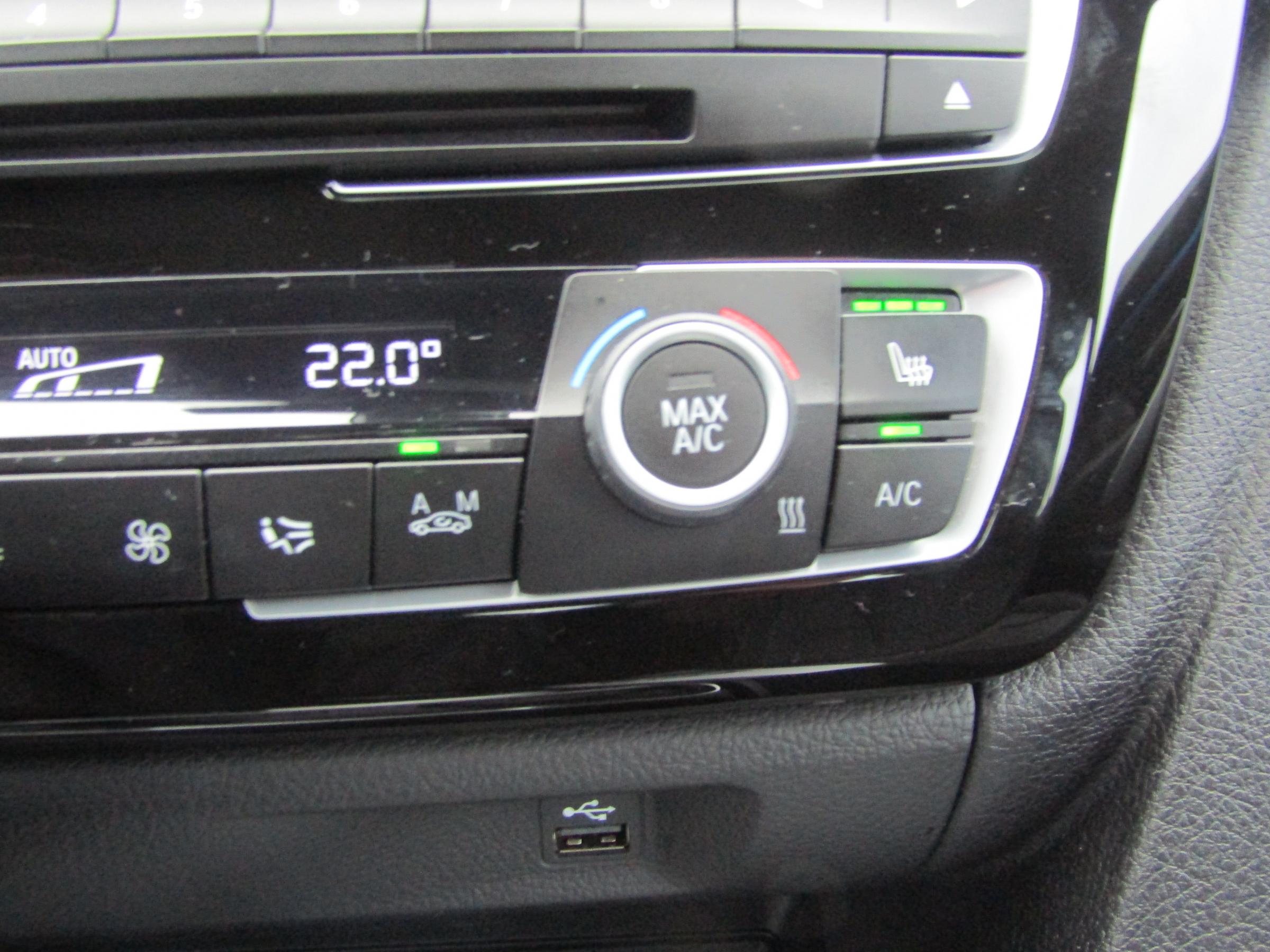 BMW Řada 3, 2017 - pohled č. 21