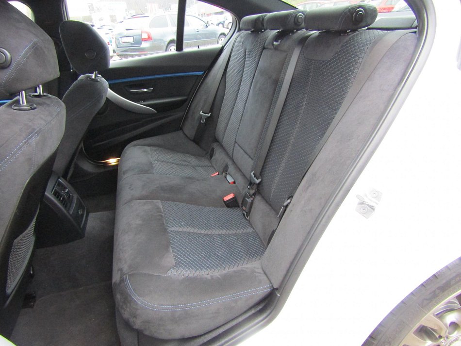 BMW Řada 3 2.0d  320d xDrive