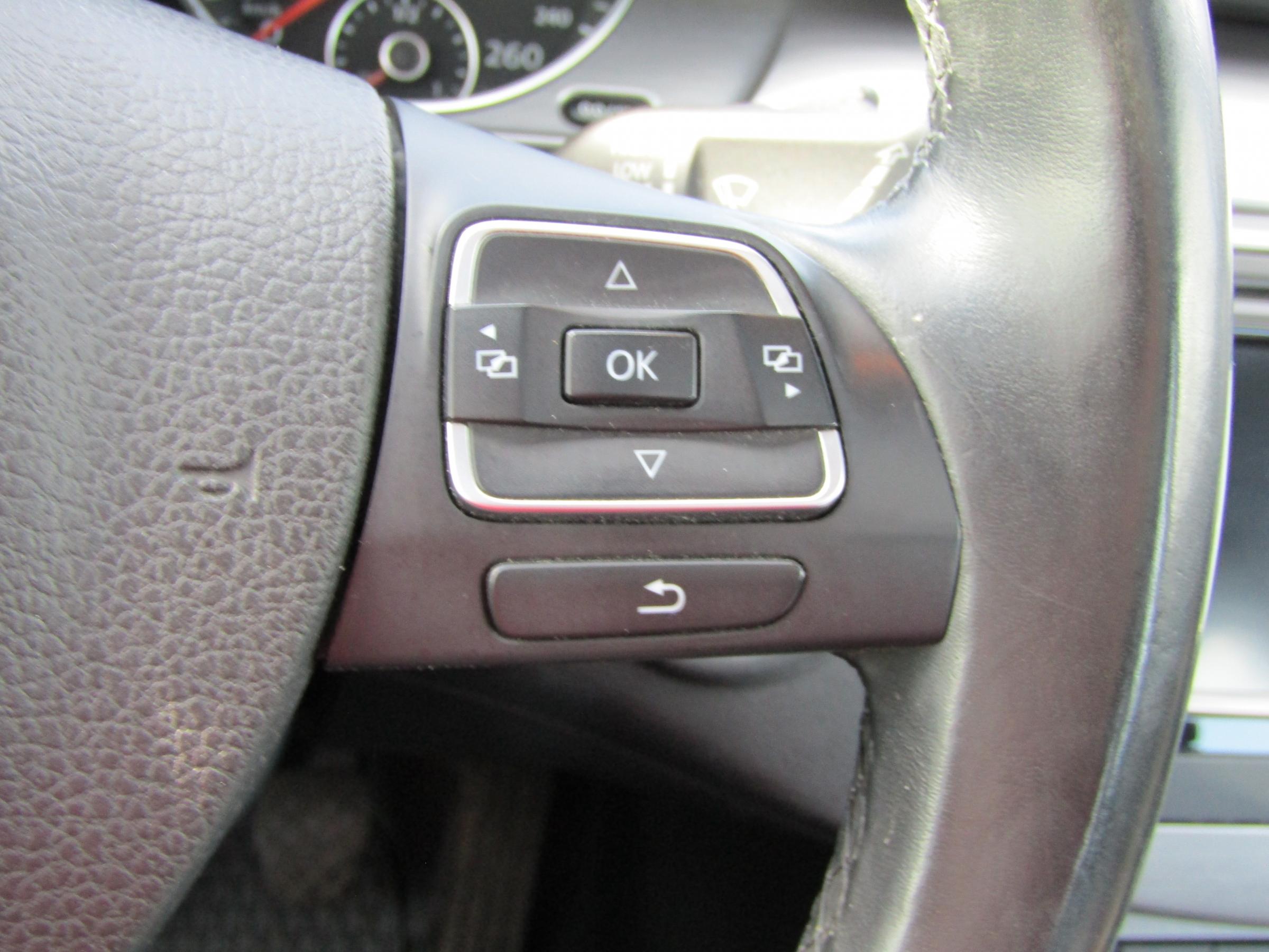 Volkswagen Passat, 2014 - pohled č. 19