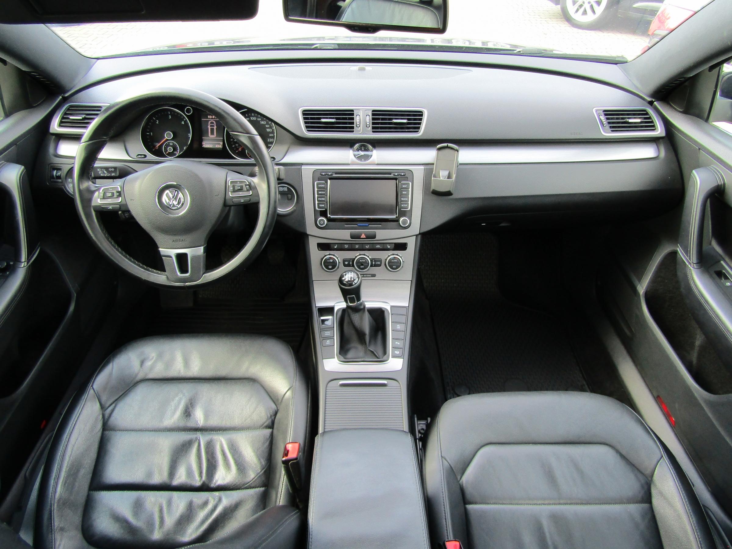 Volkswagen Passat, 2014 - pohled č. 8