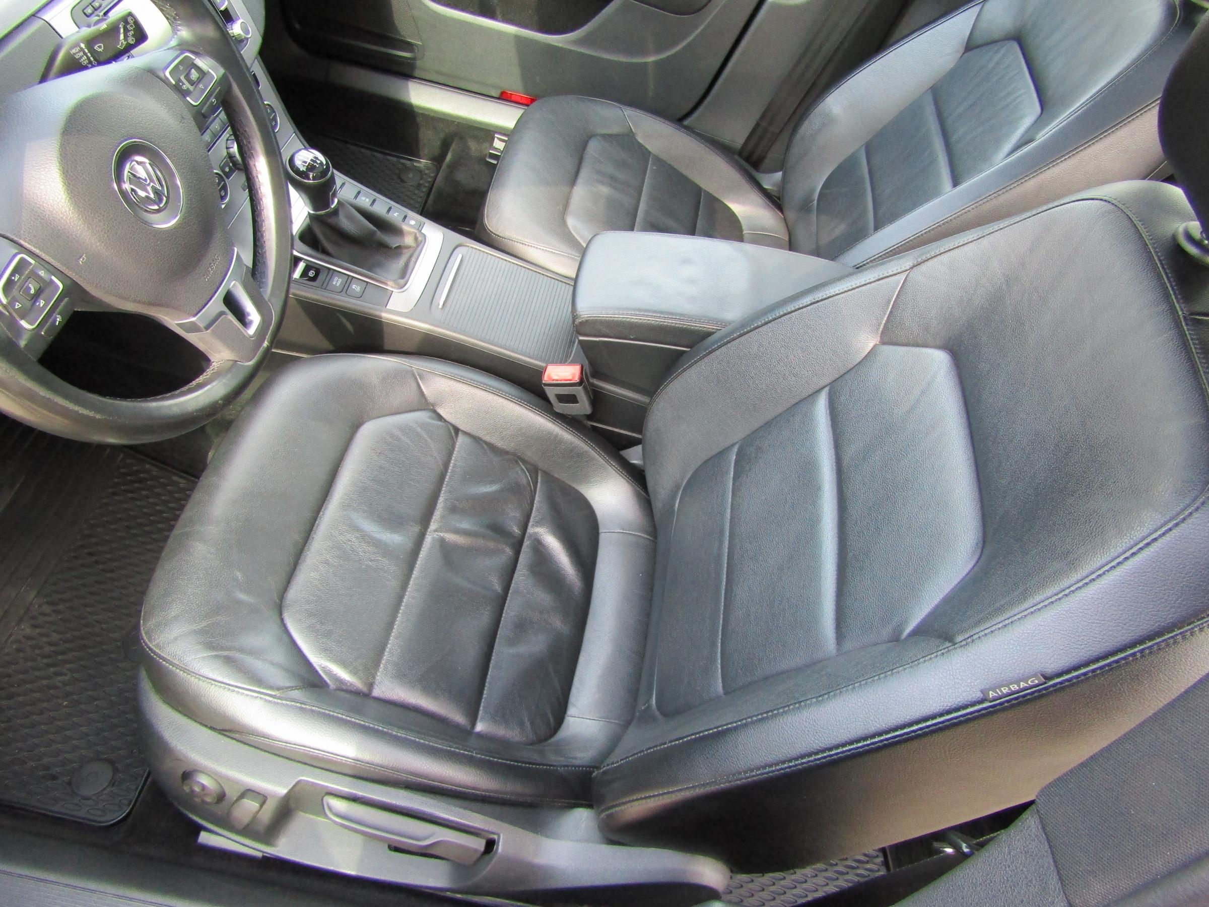 Volkswagen Passat, 2014 - pohled č. 9