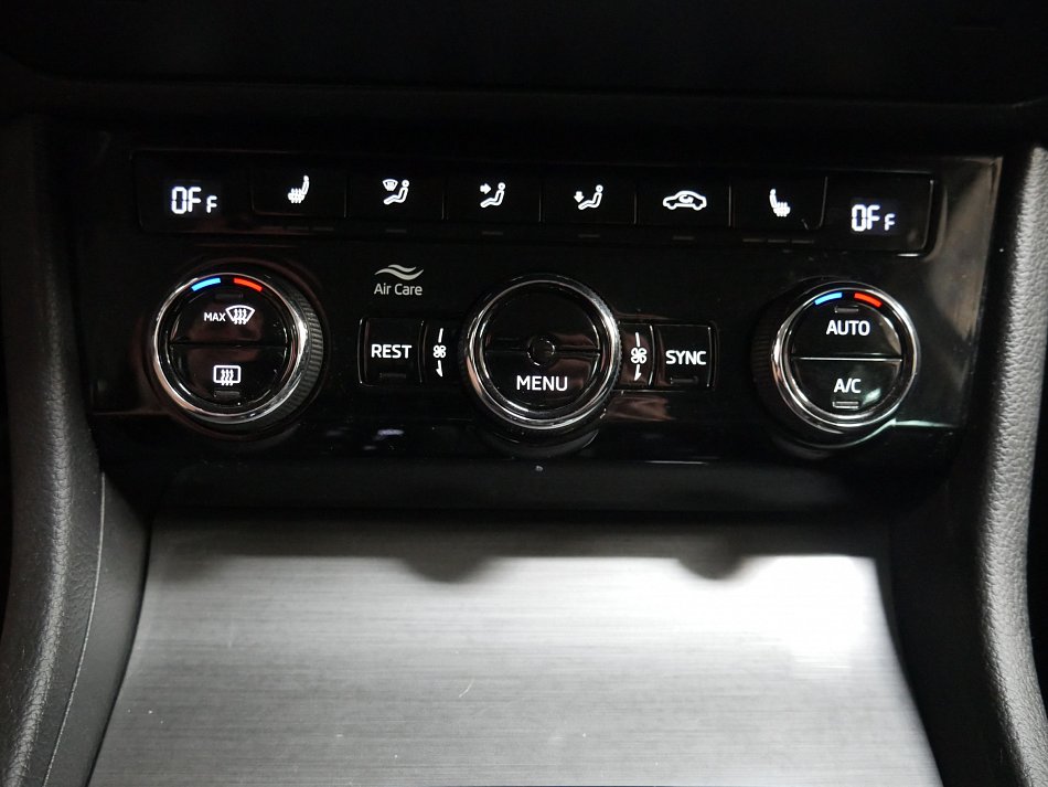 Škoda Superb 2.0TDI Style