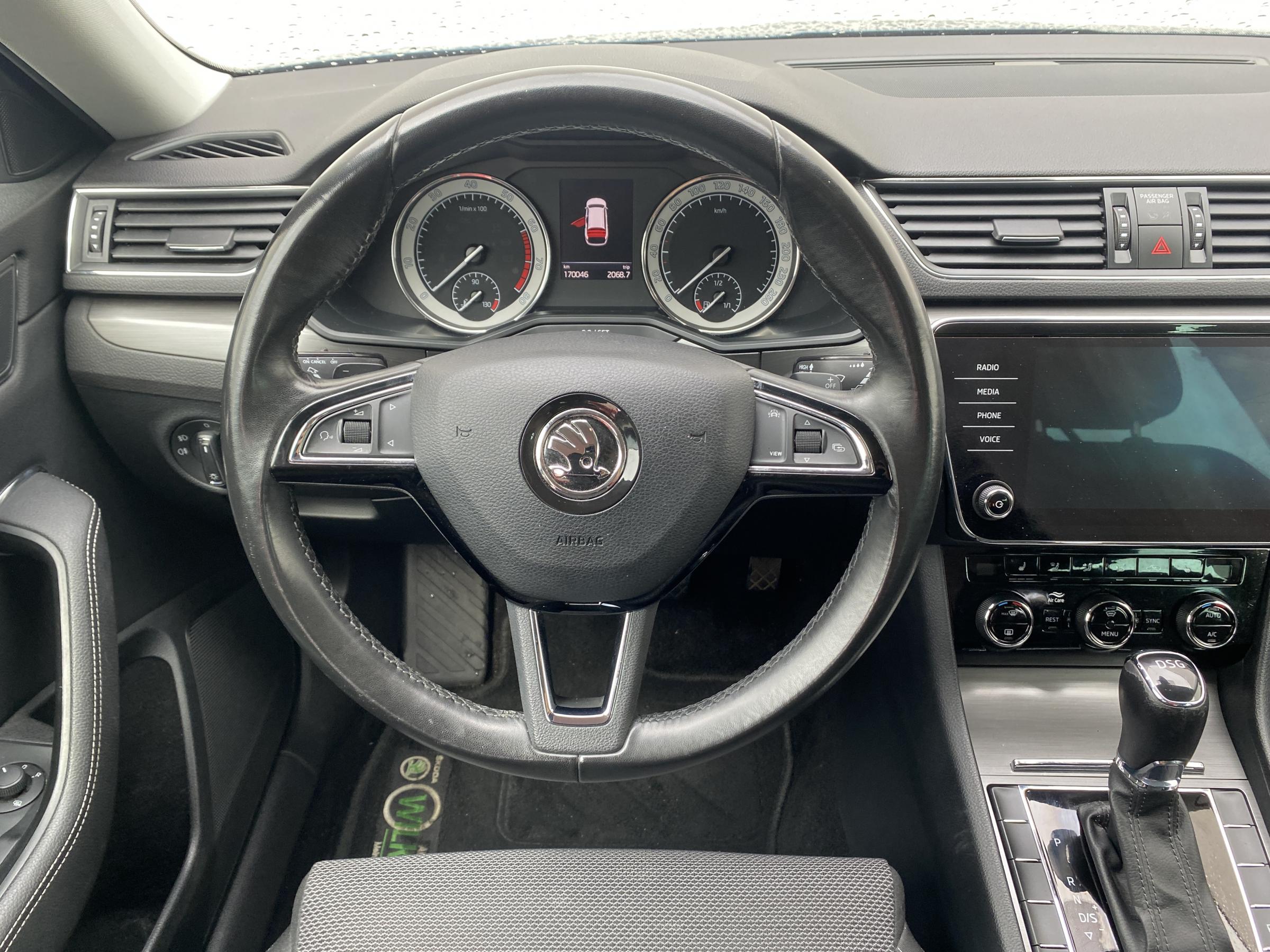 Škoda Superb III, 2019 - pohled č. 9