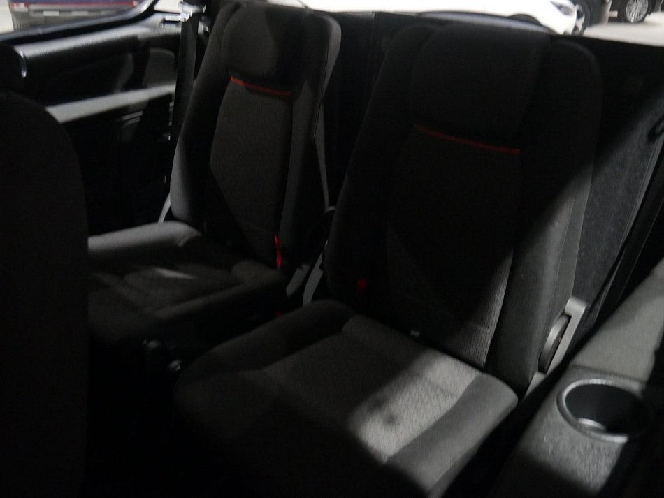 Ford Galaxy 2.0 16V  7Míst