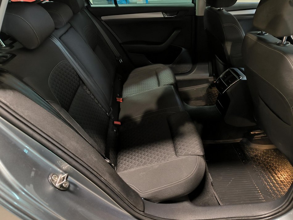 Škoda Superb III 2.0 TDi 