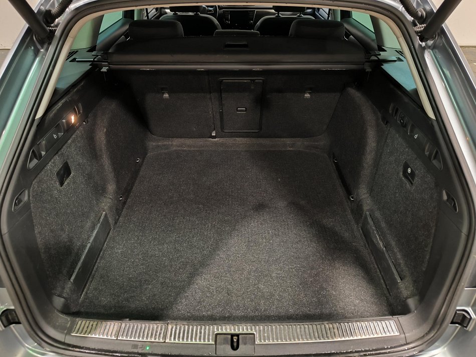 Škoda Superb III 2.0 TDi 