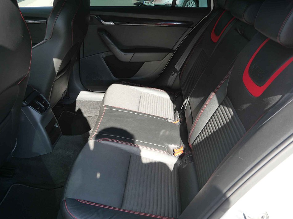 Škoda Octavia III 2.0 TDi 