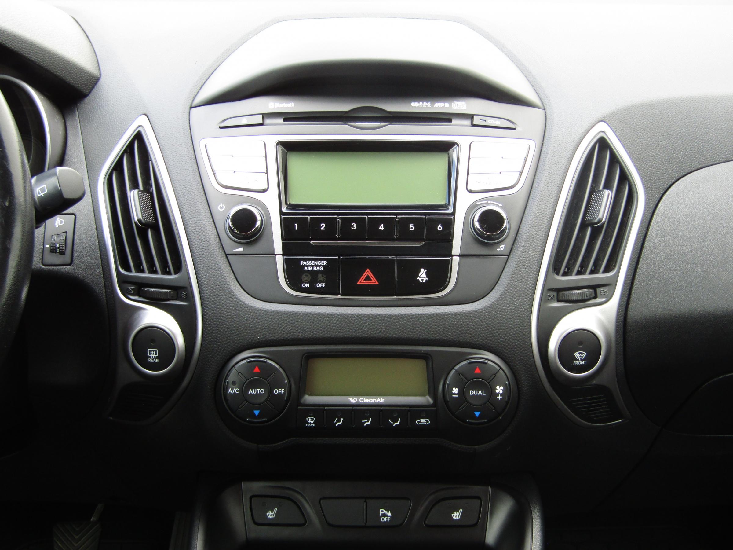 Hyundai ix35, 2012 - pohled č. 12