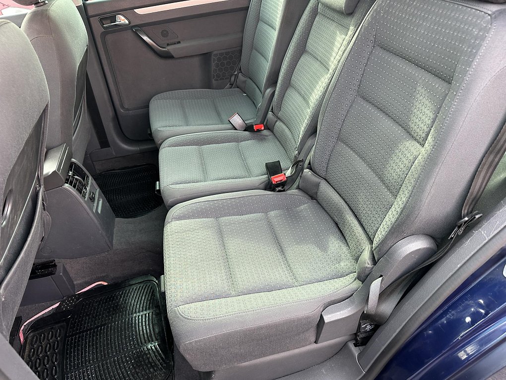 Volkswagen Touran 1.6i 