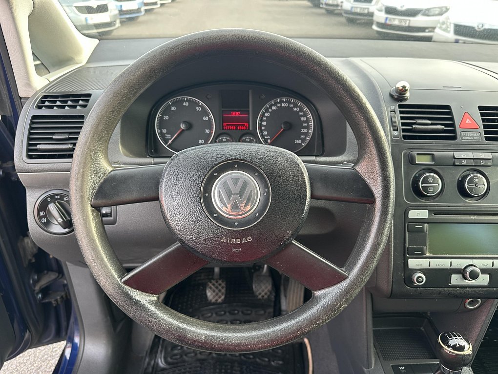 Volkswagen Touran 1.6i 
