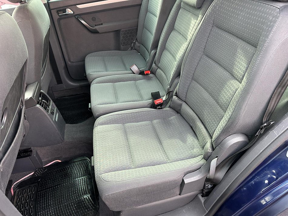 Volkswagen Touran 1.6i 