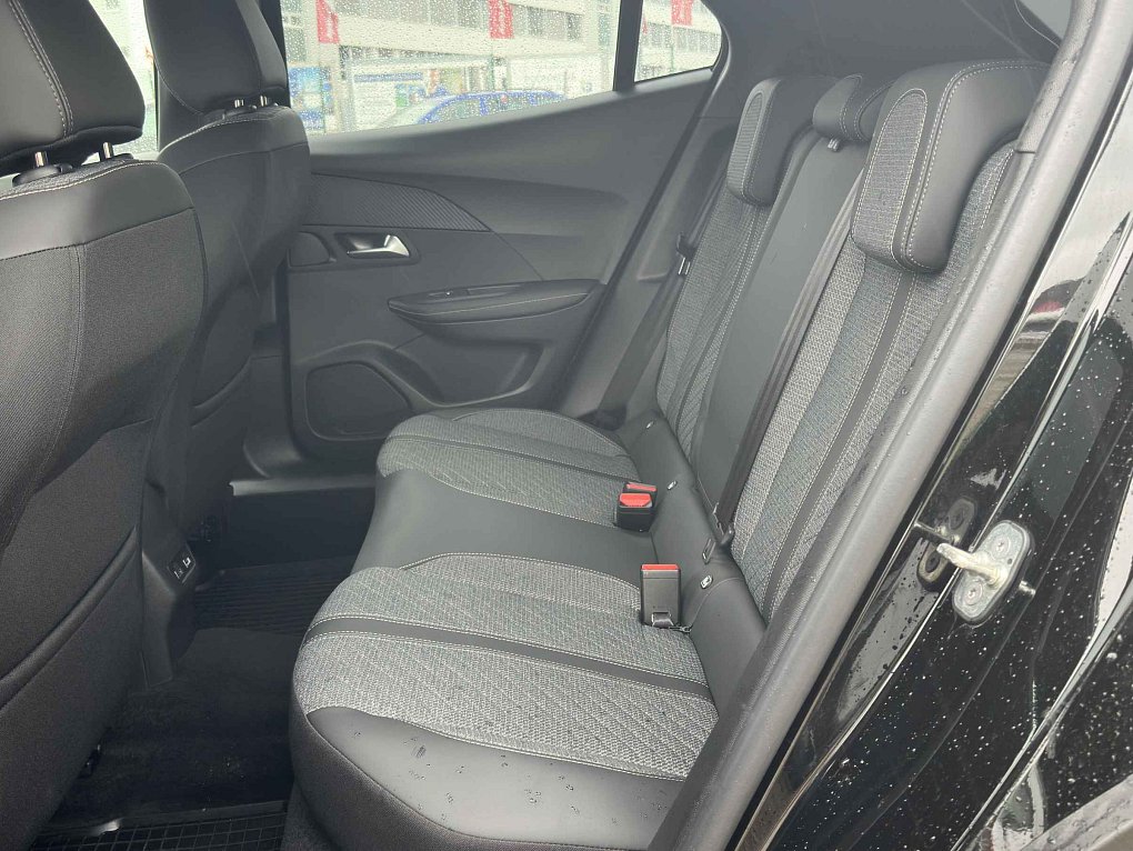 Peugeot 2008 1.2PT 