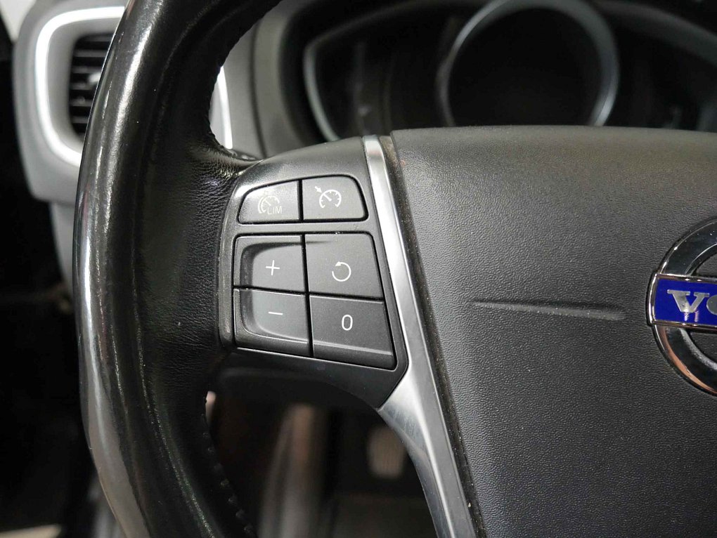 Volvo V40 1.6 D2 