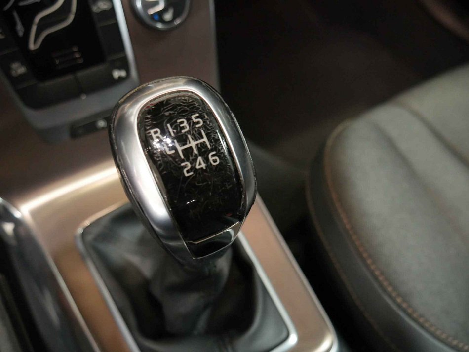 Volvo V40 1.6 D2 