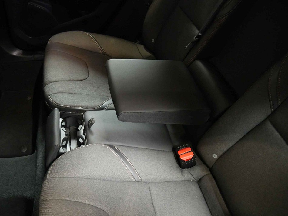 Volvo V40 1.6 D2 