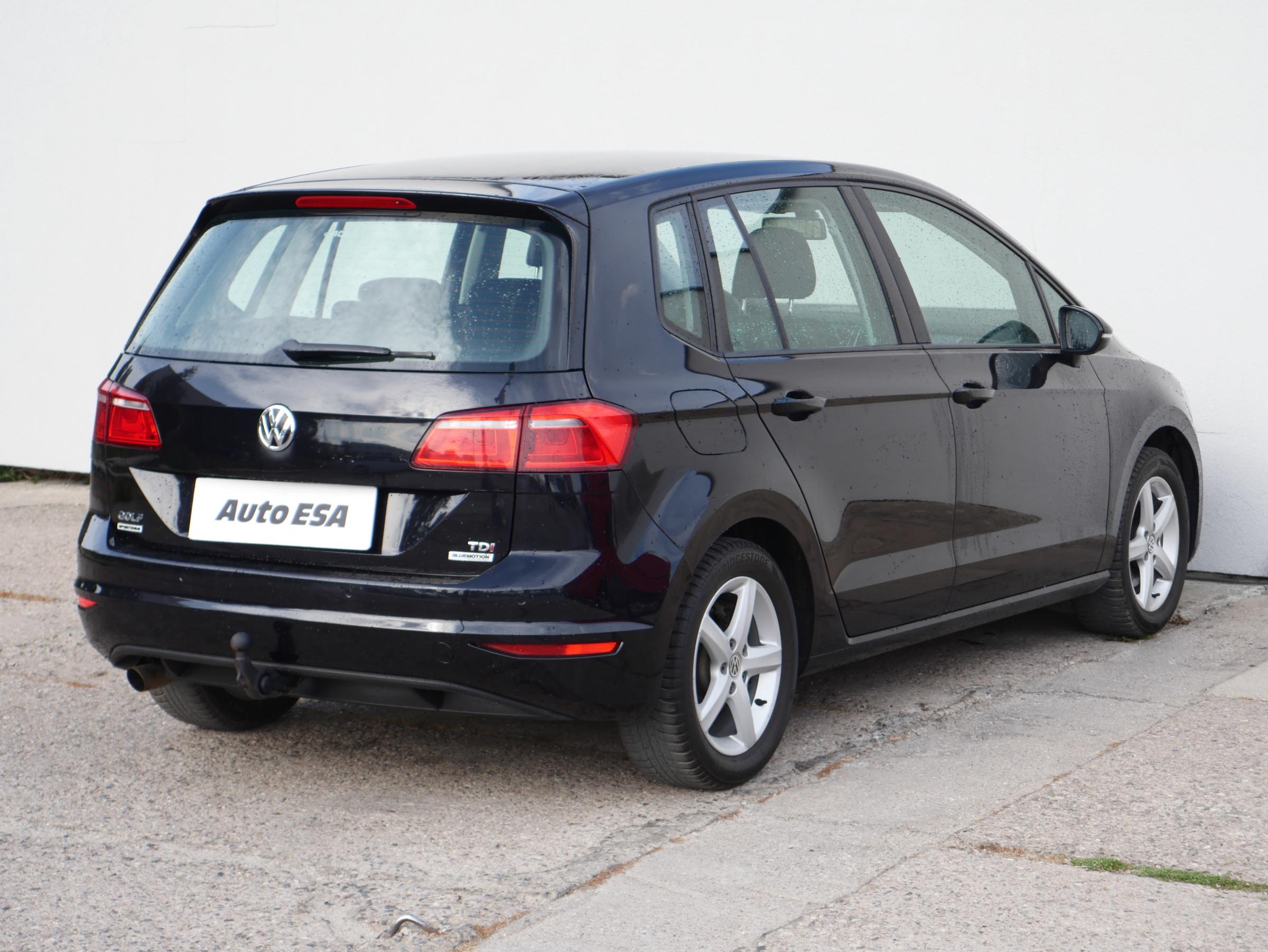 Volkswagen Sportsvan, 2015 - pohled č. 6