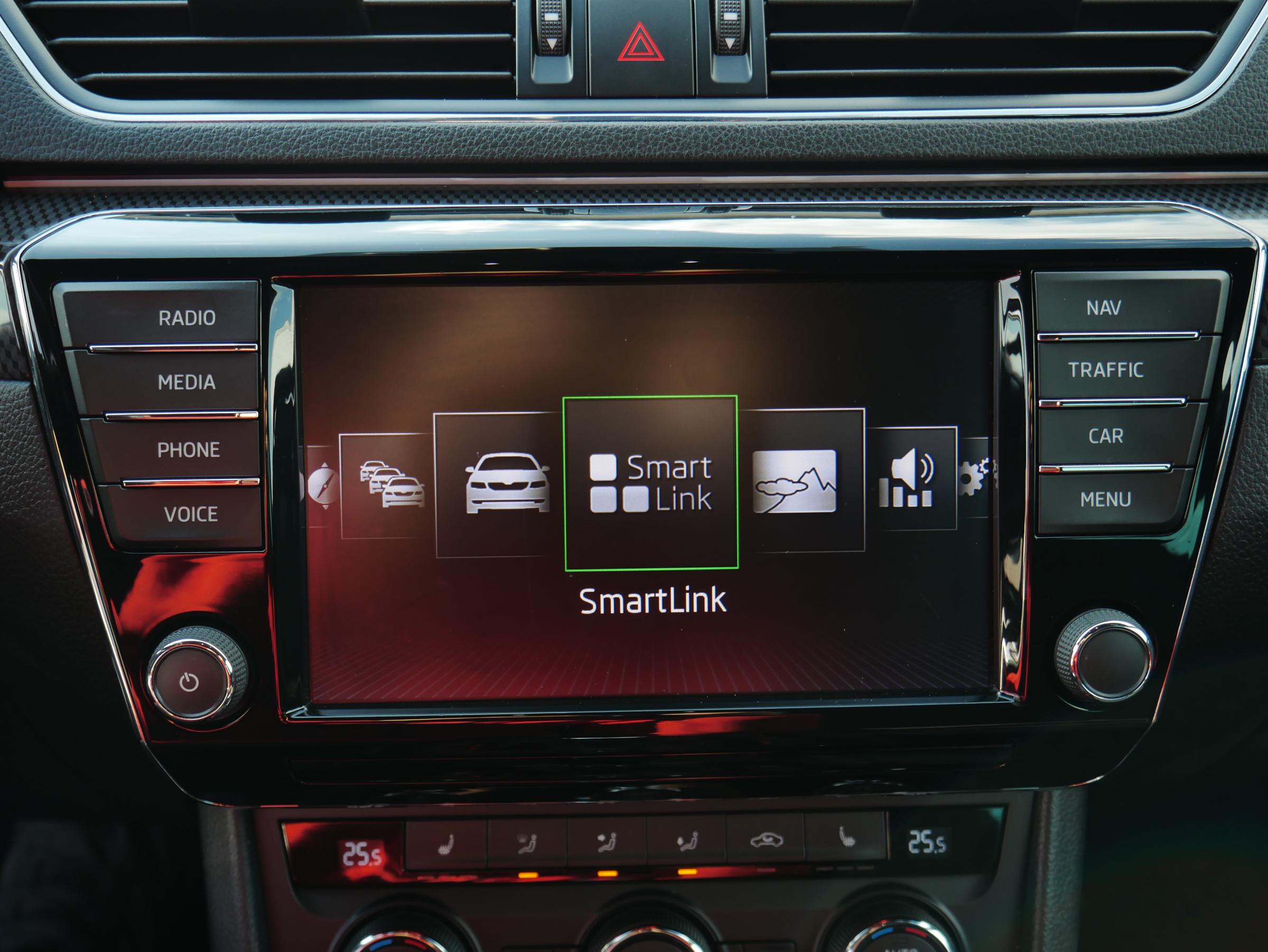 Škoda Superb III, 2017 - pohled č. 19