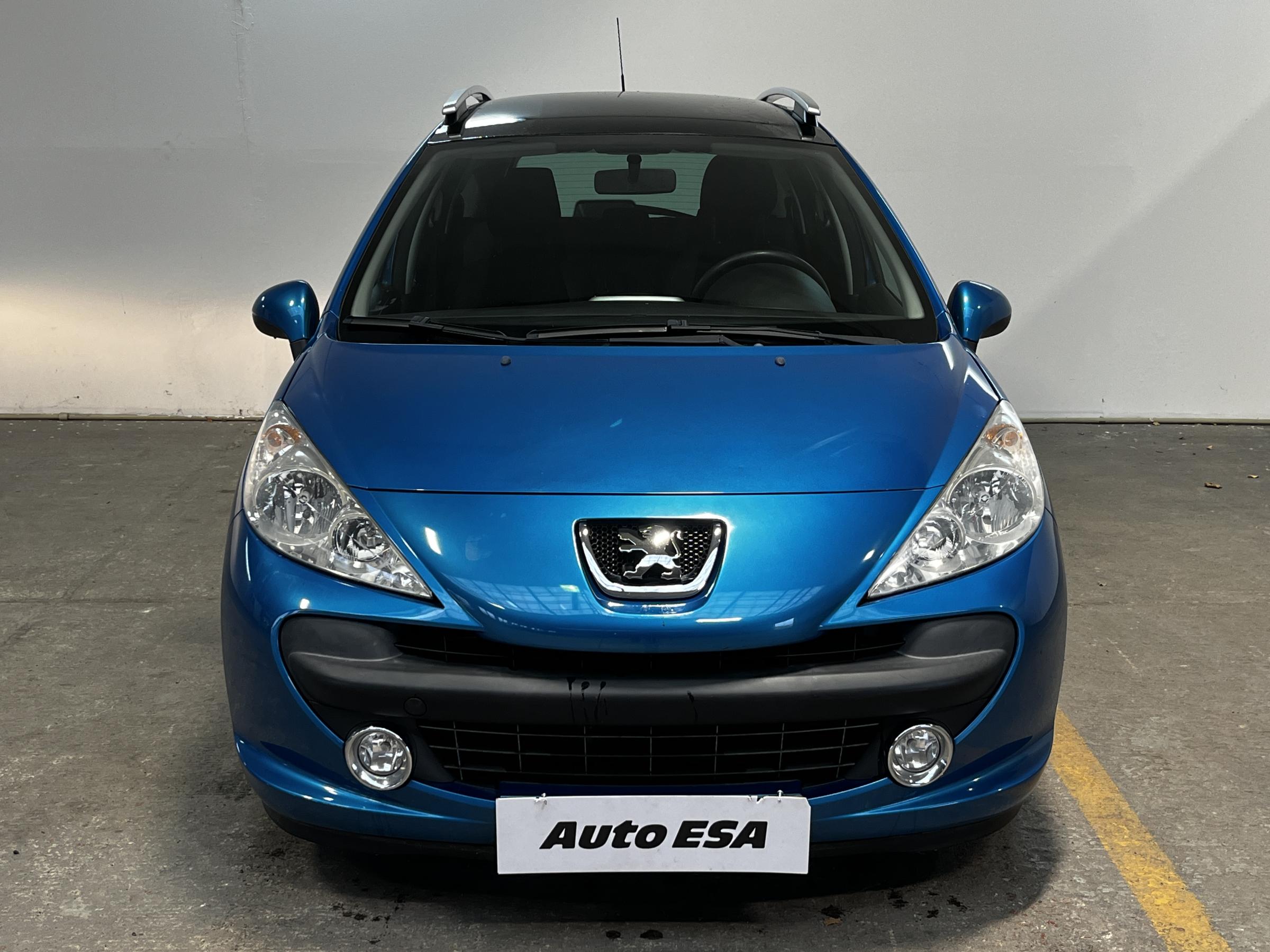 Peugeot 207, 2009 - pohled č. 2