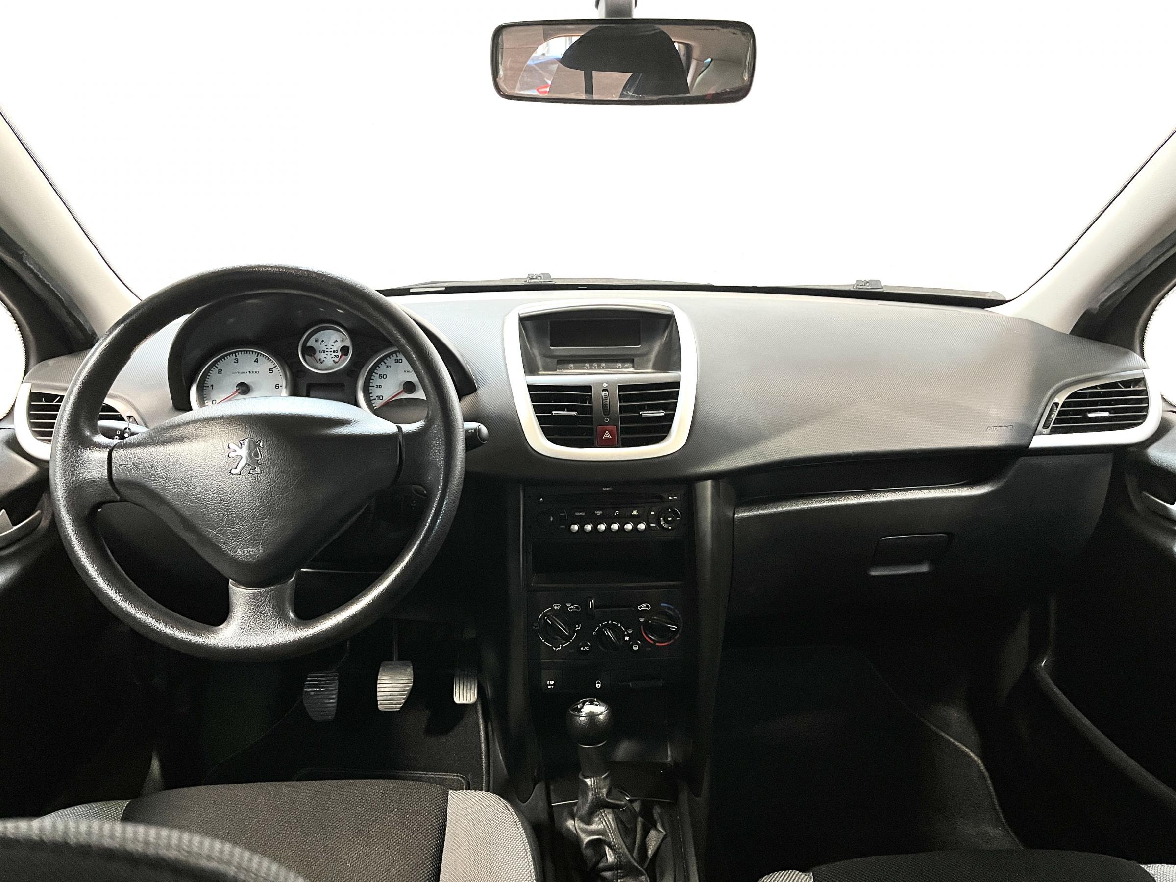 Peugeot 207, 2009 - pohled č. 8