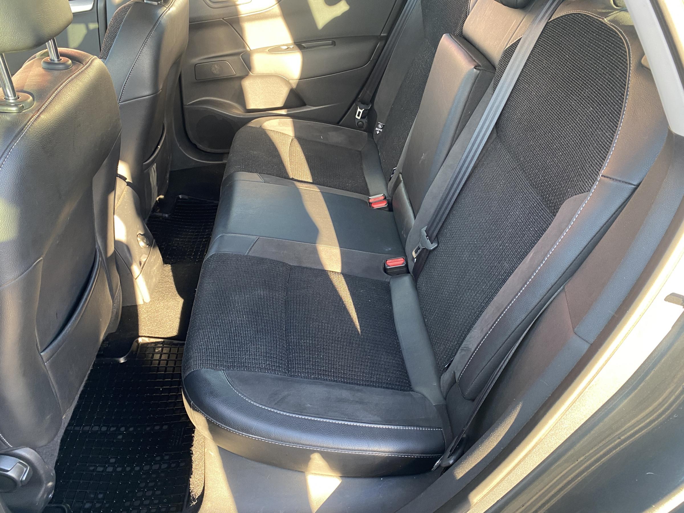 Citroën C4, 2012 - pohled č. 10