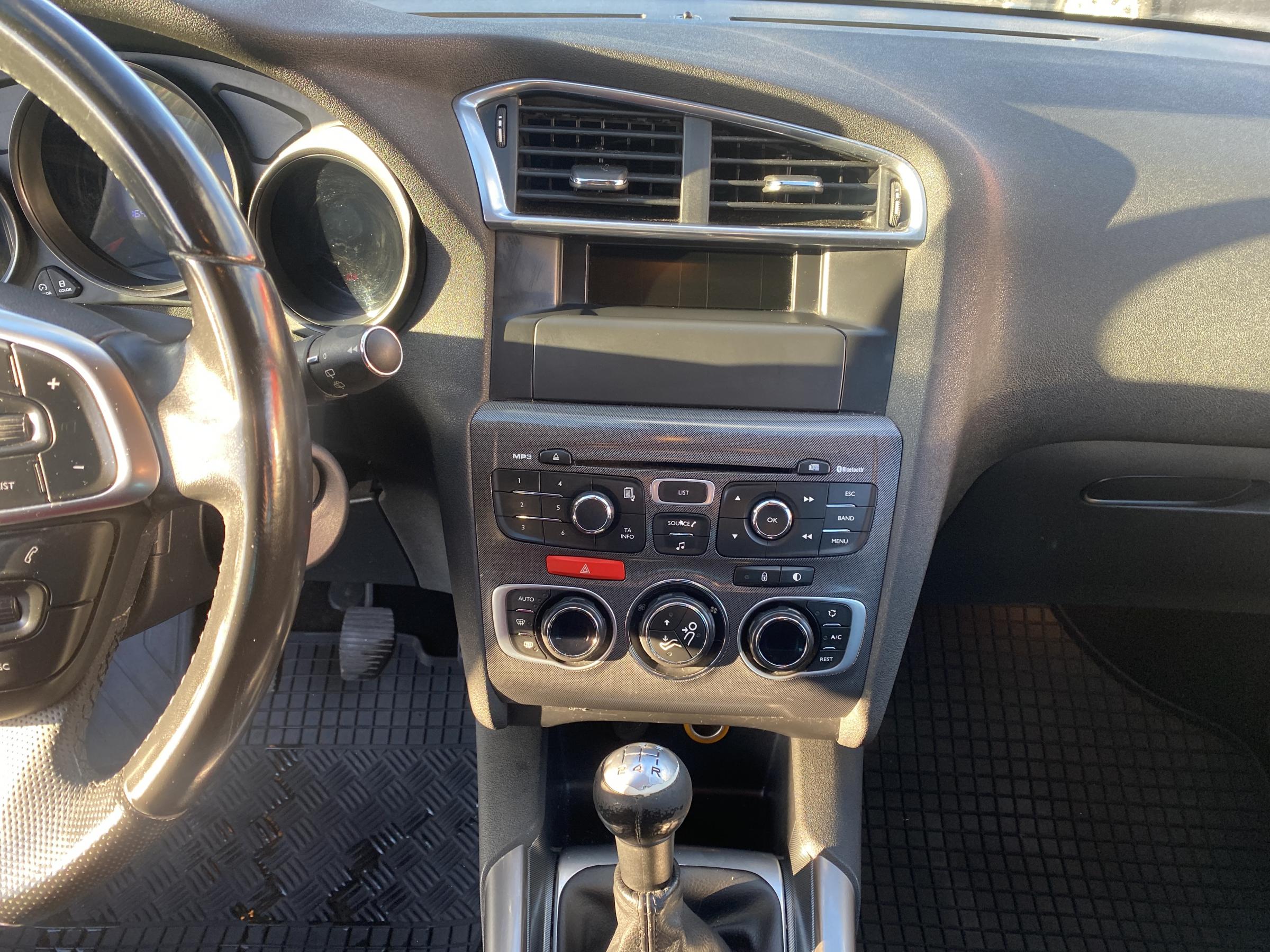 Citroën C4, 2012 - pohled č. 14