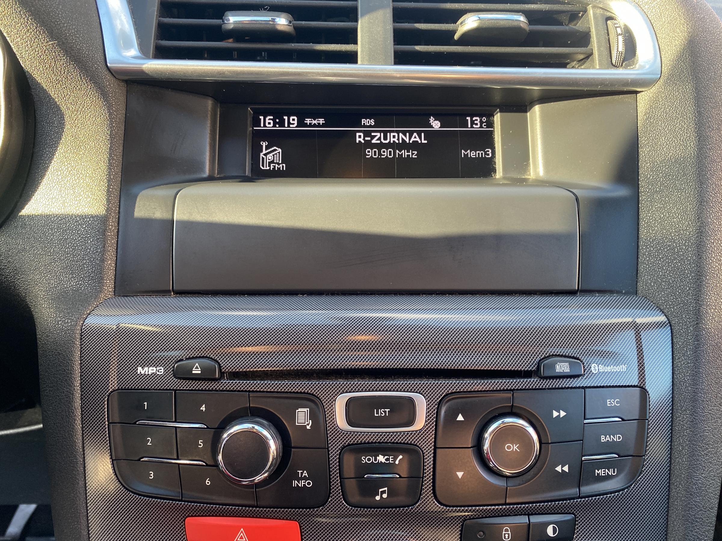 Citroën C4, 2012 - pohled č. 15