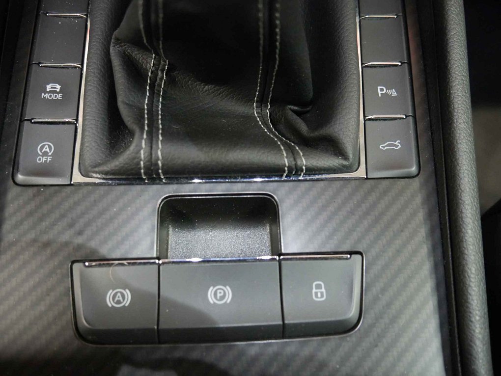Škoda Superb III 2.0 TDi 