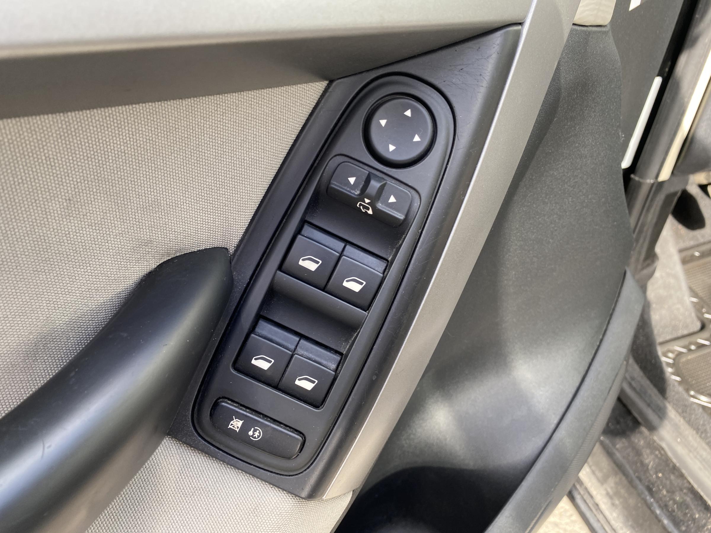 Citroën C4 Grand Picasso, 2012 - pohled č. 13