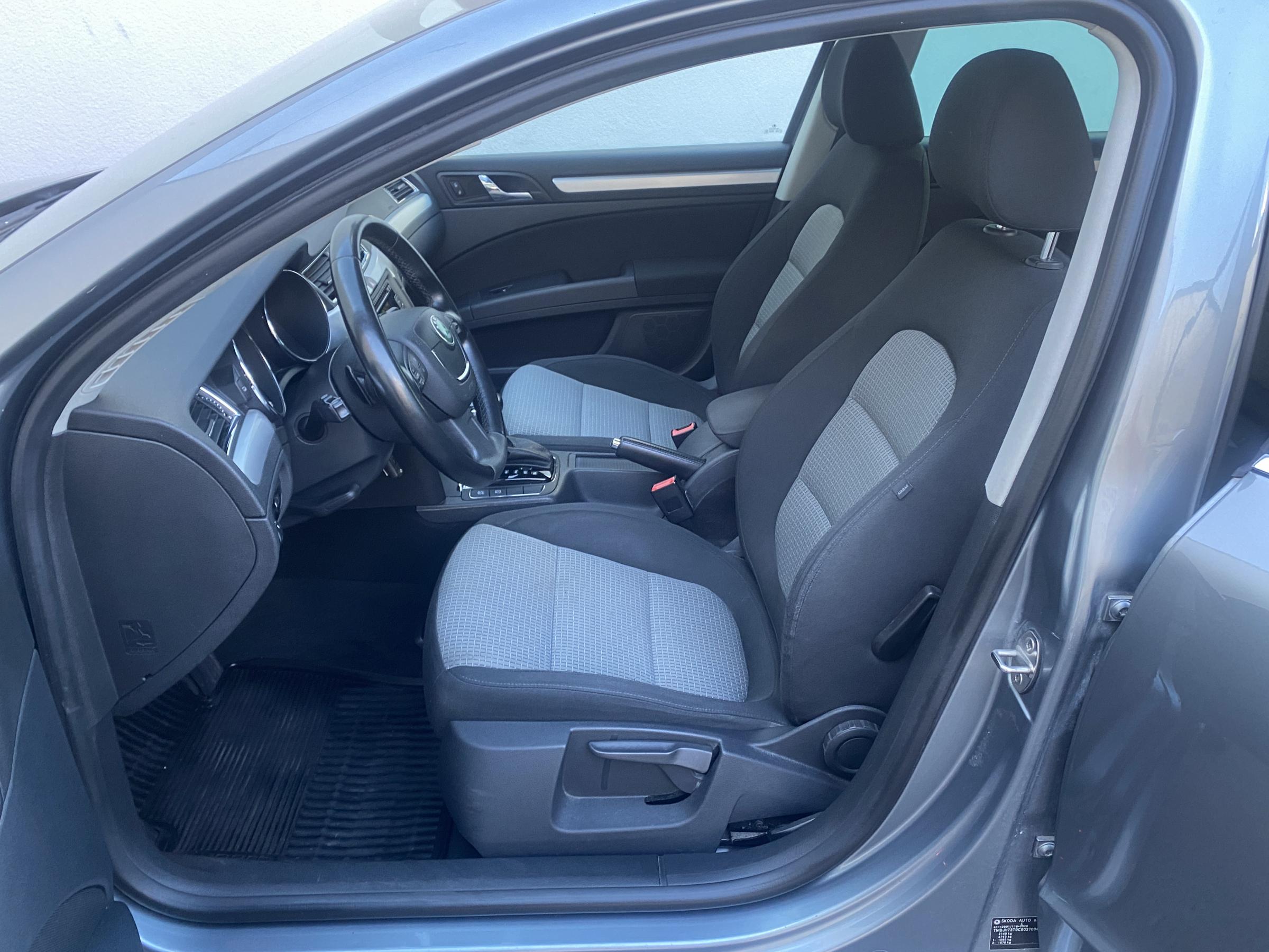 Škoda Superb II, 2011 - pohled č. 13