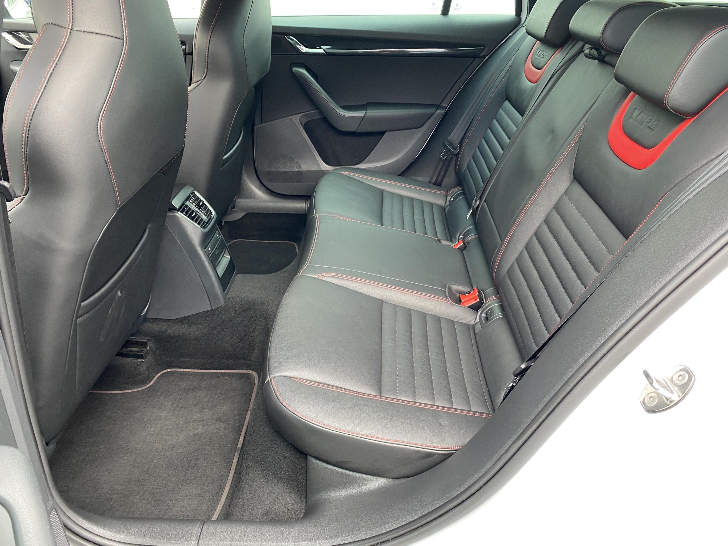 Škoda Octavia III, 2015 - pohled č. 10