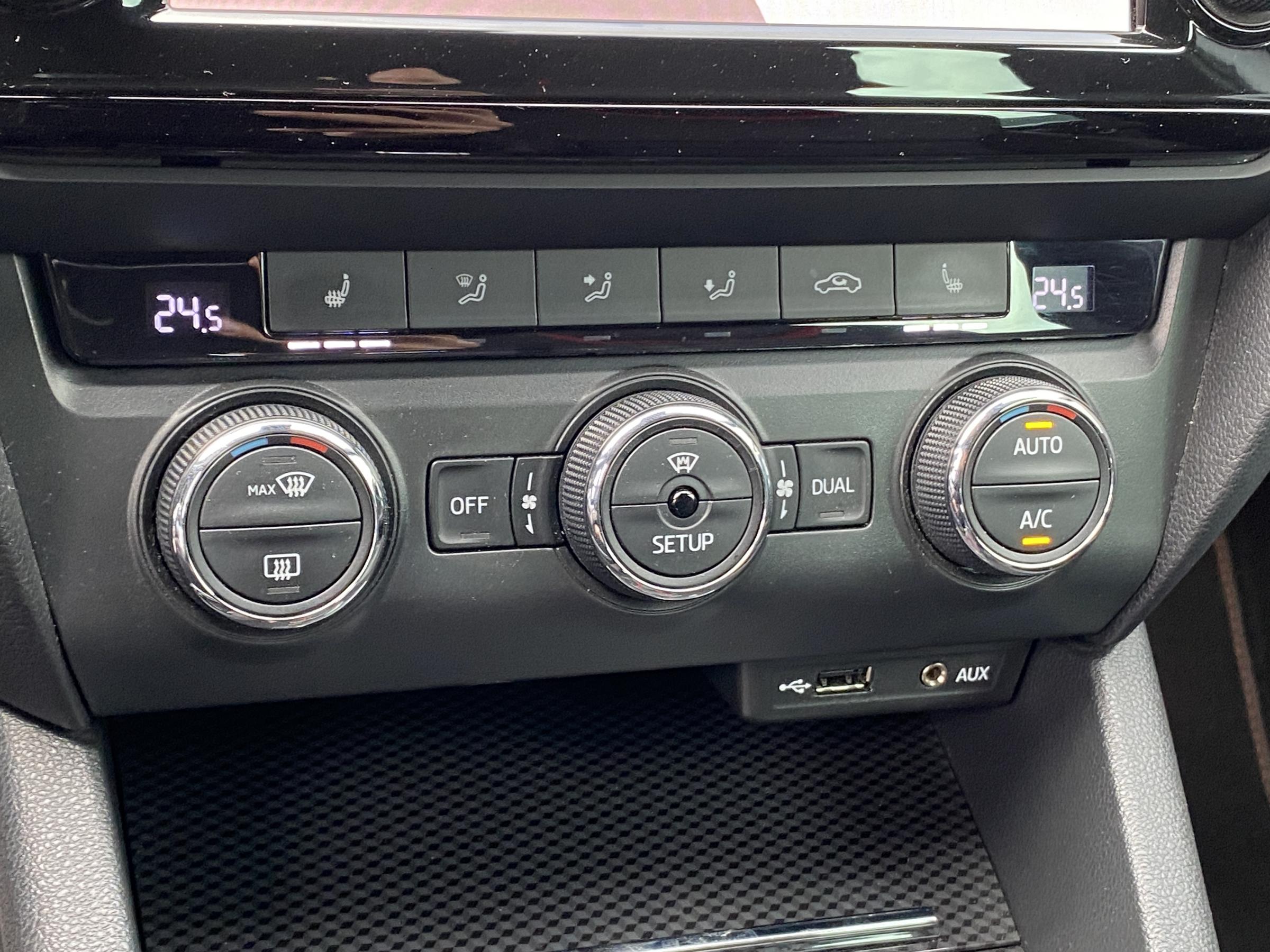 Škoda Octavia III, 2015 - pohled č. 17