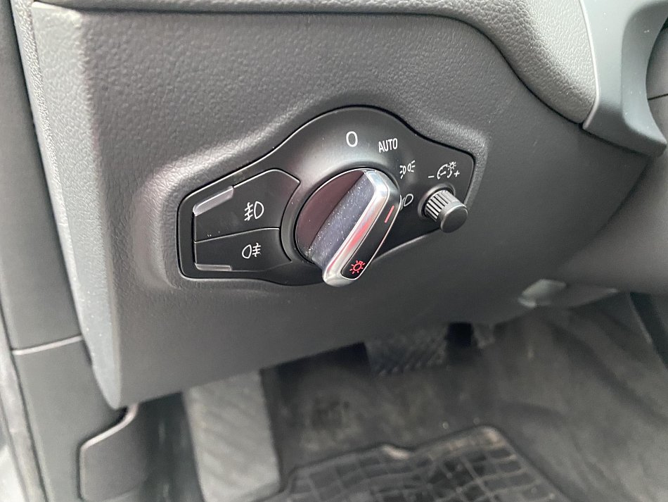 Audi Q5 2.0 TDi S-line quattro