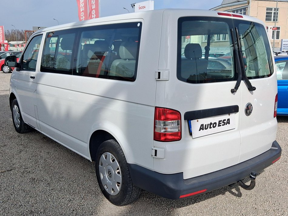 Volkswagen Transporter 2.0TDi  L2 9míst